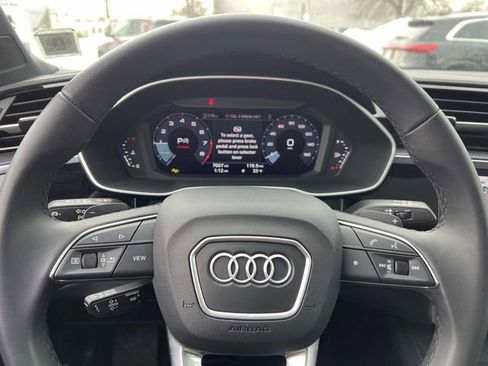 Certified 2025 Audi Q3 2.0T Premium w/ Convenience Package image 28