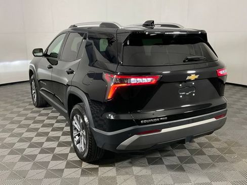 Used 2025 Chevrolet Equinox LT w/ Convenience Package II AWD/4WD image 4
