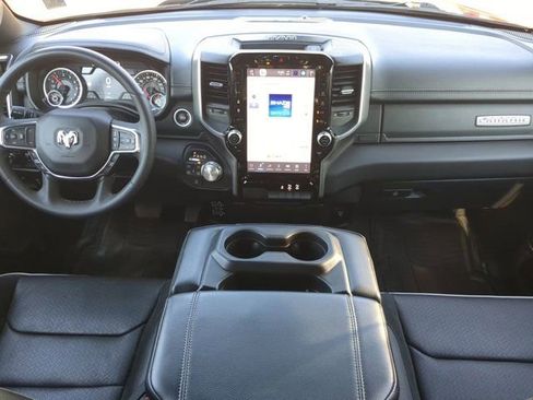 Used 2025 RAM 1500 Laramie AWD/4WD image 14