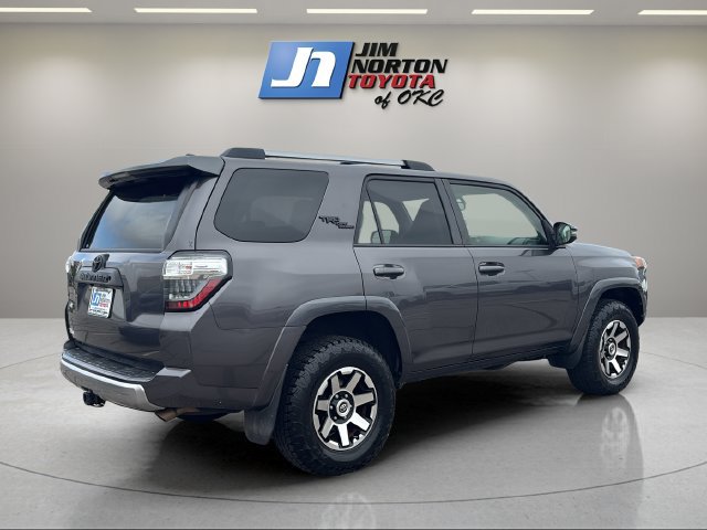Used 2017 Toyota 4Runner TRD Off-Road Premium AWD/4WD image 5