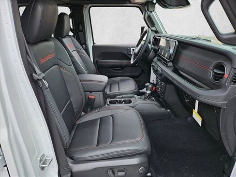 New 2026 Jeep Gladiator Rubicon AWD/4WD image 17