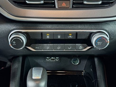 Used 2023 Nissan Altima 2.5 SR image 13