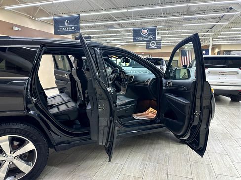 Used 2015 Jeep Grand Cherokee Overland image 9