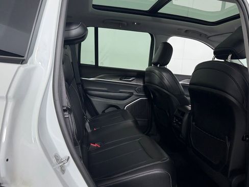 Certified 2022 Jeep Grand Cherokee Limited 4xe image 24