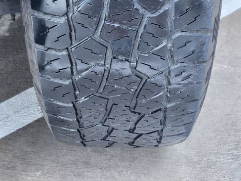 Used 2024 Ford Expedition XLT RWD image 12