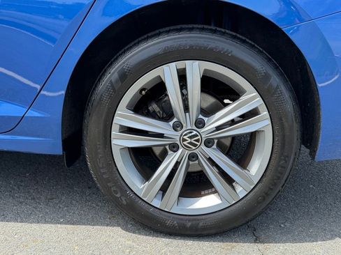 Used 2024 Volkswagen Jetta SE FWD image 11