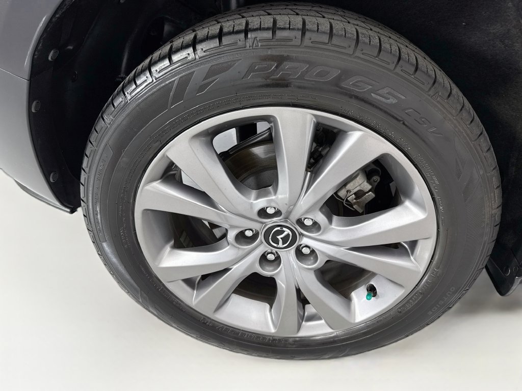 Used 2022 MAZDA CX-30 AWD 2.5 S w/ Premium Package image 32