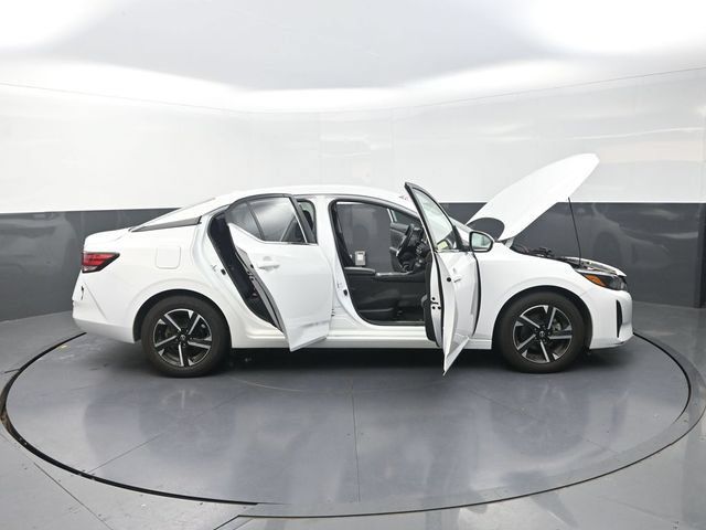 Used 2024 Nissan Sentra SV FWD image 46