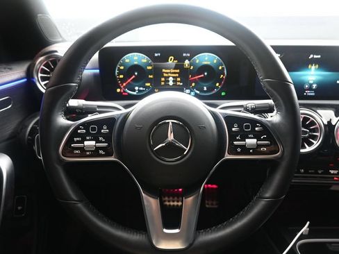 Used 2023 Mercedes-Benz CLA 250 4MATIC image 21