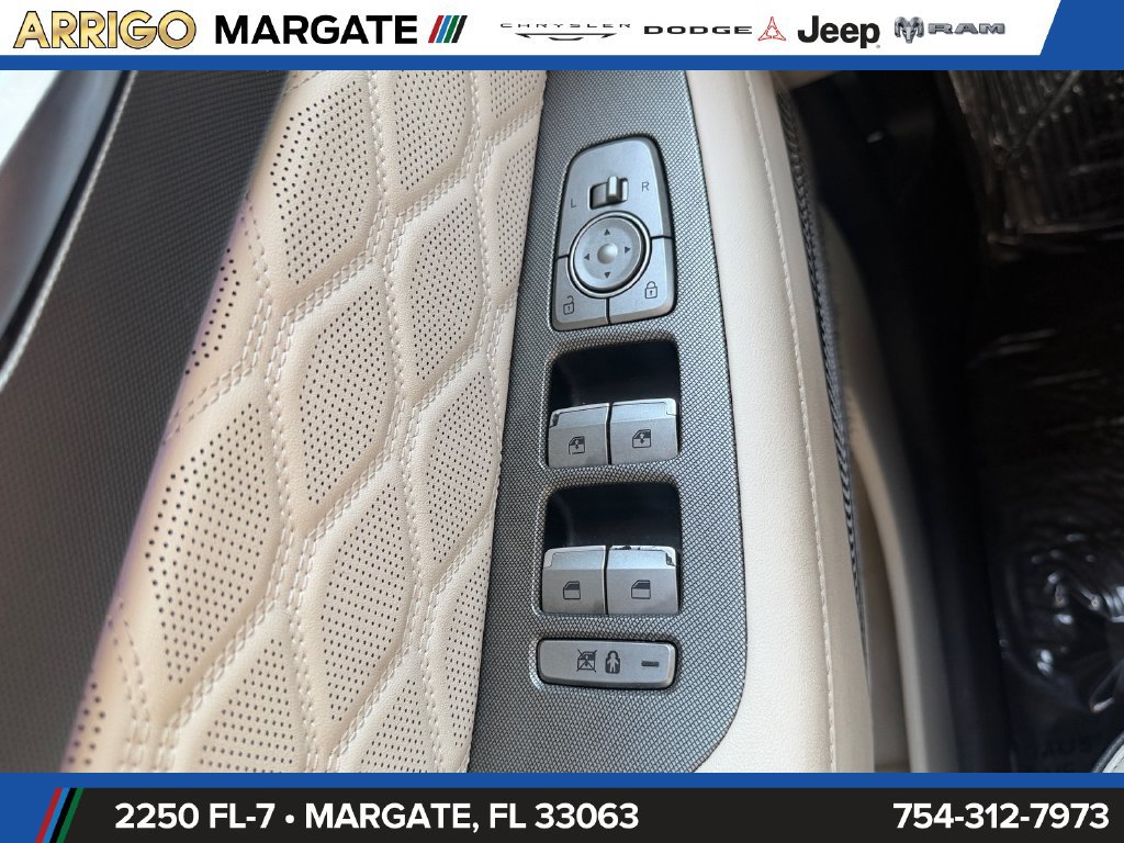 Used 2020 Hyundai Palisade Limited FWD image 39