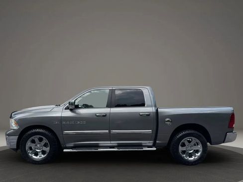 Used 2011 RAM 1500 Laramie AWD/4WD image 8