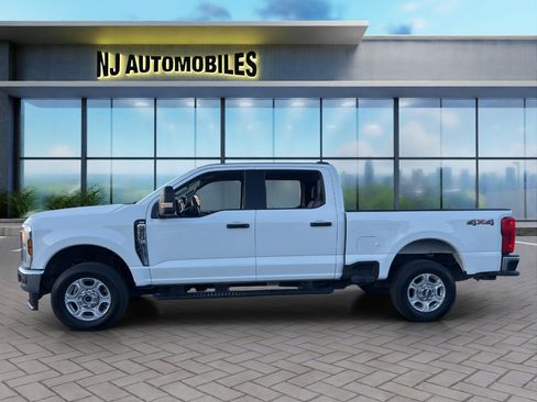 Used 2025 Ford F250 XLT image 4
