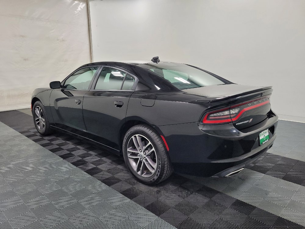 Used 2019 Dodge Charger SXT AWD/4WD image 3