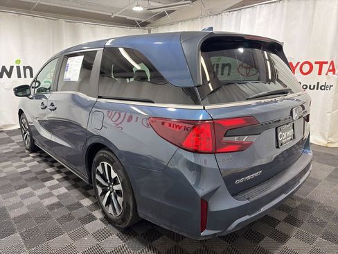 Used 2025 Honda Odyssey EX-L image 4