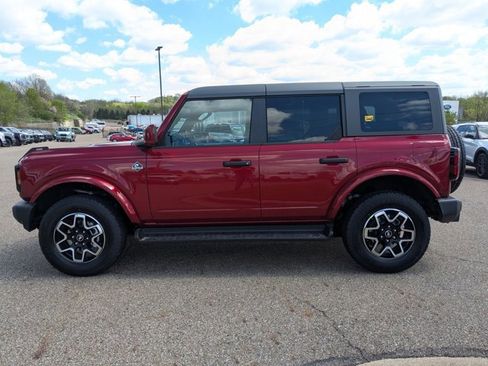 New 2026 Ford Bronco Outer Banks image 9