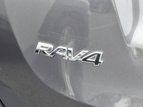 Used 2015 Toyota RAV4 Limited AWD/4WD image 33