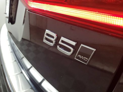 Used 2024 Volvo XC60 B5 Ultimate w/ Protection Package Premier AWD/4WD image 9