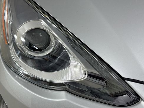 Used 2015 Toyota Prius C Two image 33