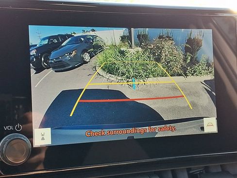 Certified 2024 Toyota RAV4 LE AWD/4WD image 20