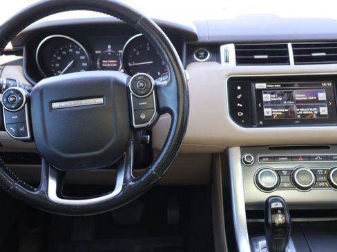 Used 2016 Land Rover Range Rover Sport SE AWD/4WD image 17