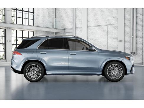 New 2026 Mercedes-Benz GLE 450 4MATIC image 3