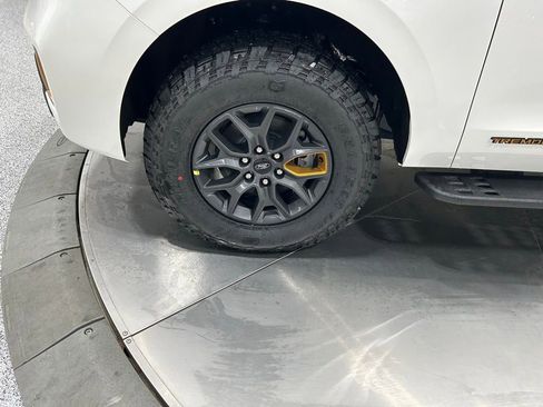 New 2025 Ford Expedition Tremor image 38