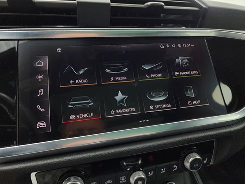 Used 2024 Audi Q3 2.0T Premium image 44