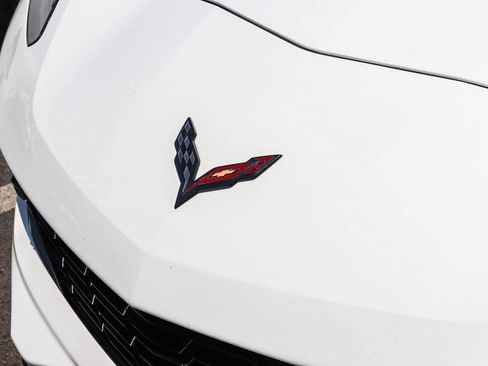 Used 2019 Chevrolet Corvette Grand Sport RWD image 3