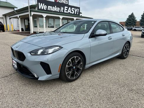 Used 2025 BMW 228i xDrive AWD/4WD image 5