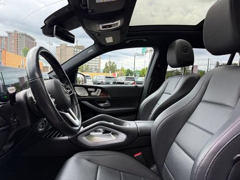 Used 2022 Mercedes-Benz GLS 450 4MATIC image 15