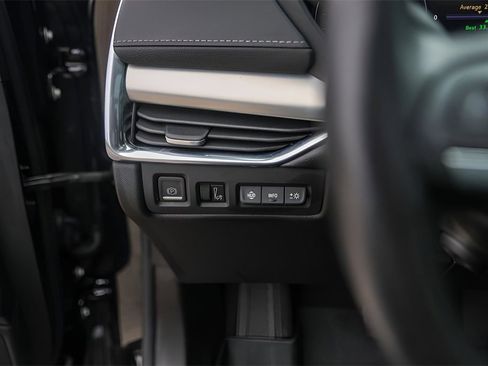 Used 2021 Cadillac XT4 Premium Luxury image 15