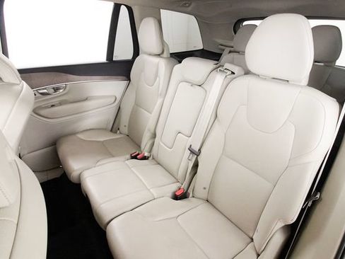 Used 2023 Volvo XC90 B6 Plus w/ Protection Package Premier AWD/4WD image 23