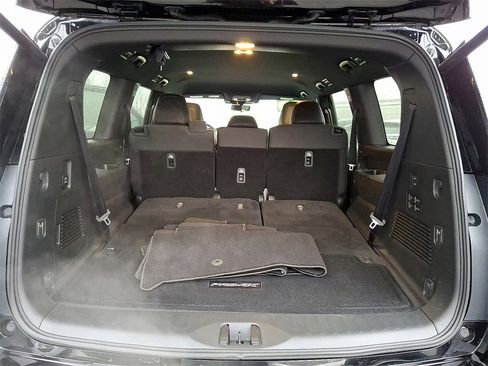 Used 2025 Nissan Armada PRO-4X image 27