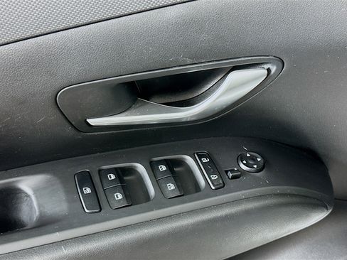Used 2024 Hyundai Santa Cruz SEL AWD/4WD image 15