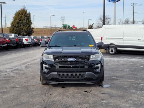 Used 2017 Ford Explorer Sport w/ Equipment Group 401A image 9