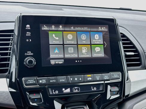 Used 2019 Honda Odyssey EX image 9