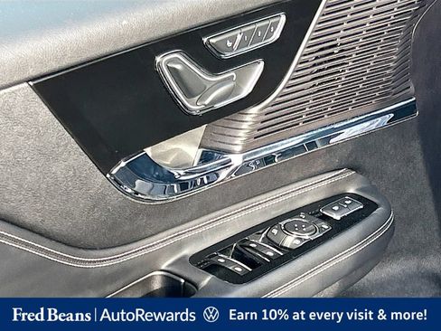Used 2022 Lincoln Corsair AWD w/ Premium Package image 24