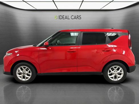 Used 2020 Kia Soul S FWD image 8