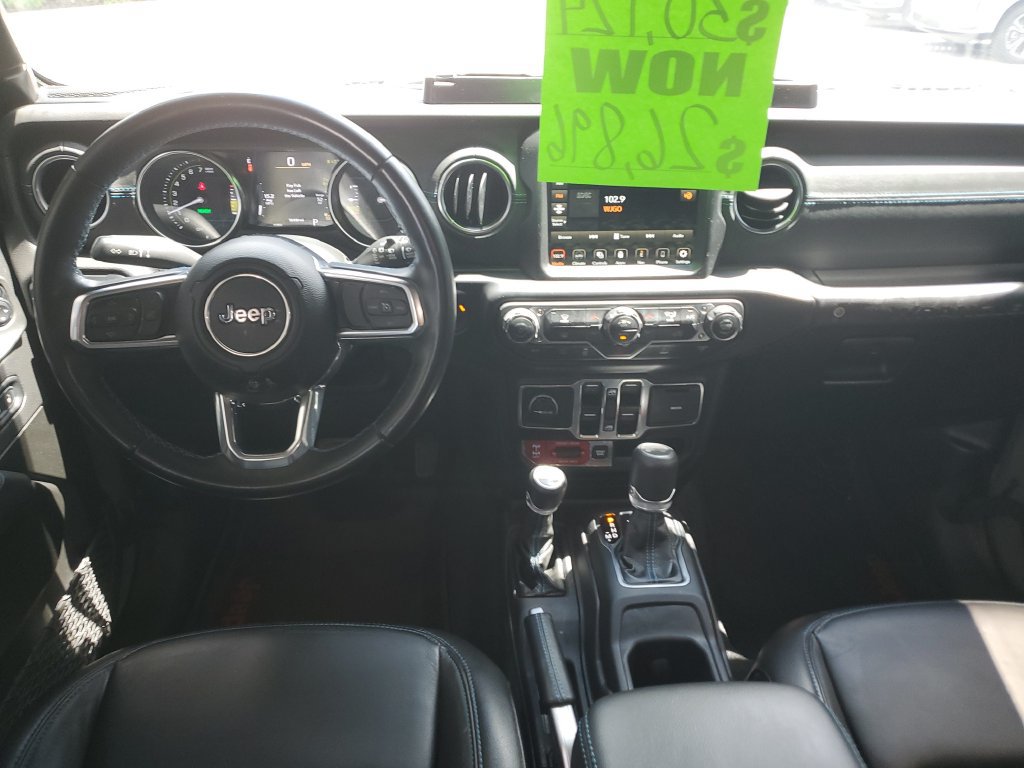 Used 2022 Jeep Wrangler Unlimited Rubicon 4xe AWD/4WD image 10