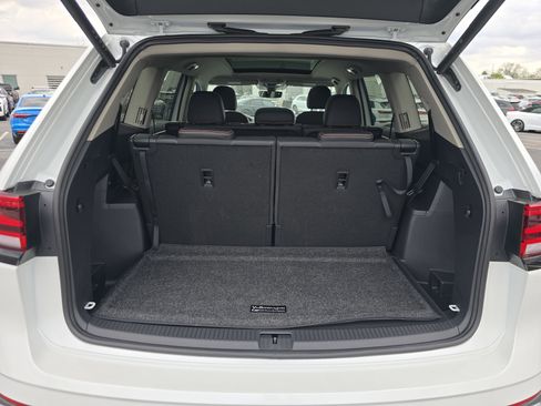 New 2026 Volkswagen Atlas Peak Edition AWD/4WD image 15
