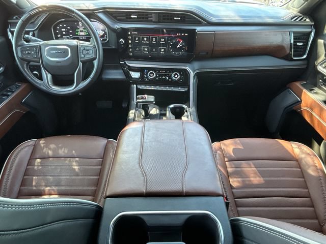 Used 2023 GMC Sierra 1500 Denali Ultimate AWD/4WD image 12