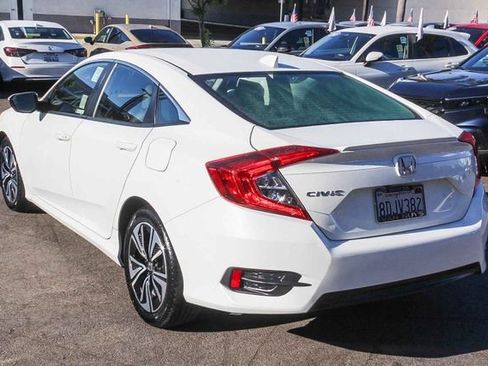 Used 2018 Honda Civic EX-L image 7