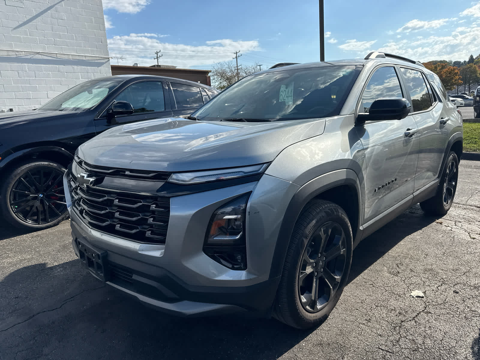 Used 2025 Chevrolet Equinox LT w/ Safety and Technology Package AWD/4WD image 3