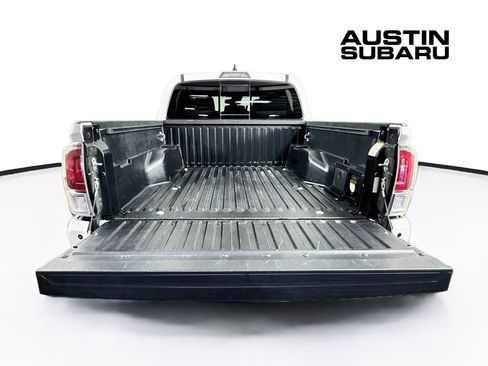 Used 2021 Toyota Tacoma TRD Off-Road w/ Technology Package AWD/4WD image 29
