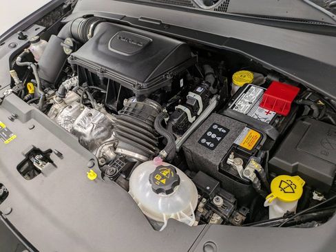 Used 2024 Jeep Compass Limited image 30