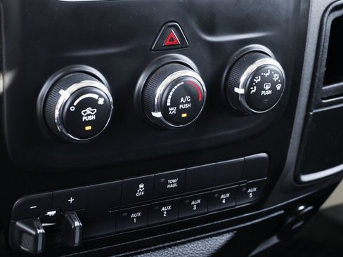 Used 2018 RAM 3500 Tradesman w/ Chrome Appearance Group image 26