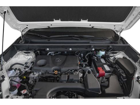 Used 2022 Toyota RAV4 XLE w/ Carpet Mat Package (TMS) AWD/4WD image 8