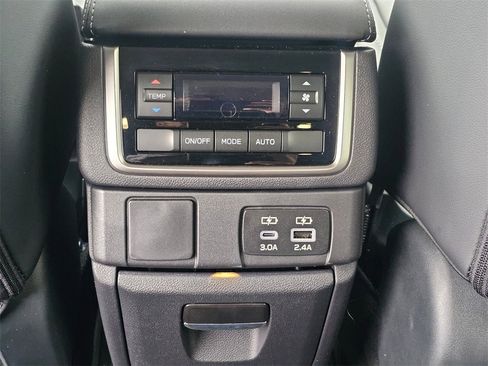 New 2026 Subaru Ascent Premium image 17