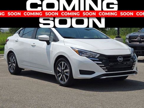 Used 2025 Nissan Versa SV FWD image 1