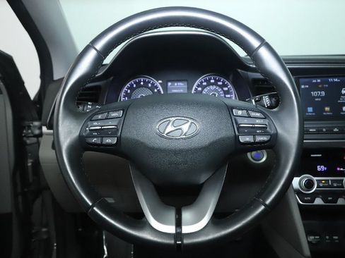 Used 2020 Hyundai Elantra Value Edition w/ Cargo Package (C1) FWD image 22